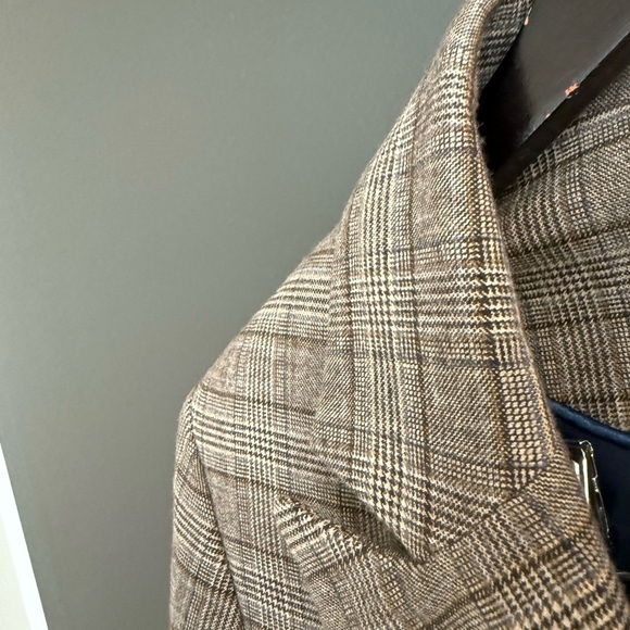 Yerse XS worn a couple times MINT condition Classic Tan Plaid Blazer OVERSIZED - Picture 2 of 16